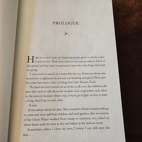 The Four Winds: A Novel by Kristin Hannah, Hardcover, First Edition US - Picture 7 of 11